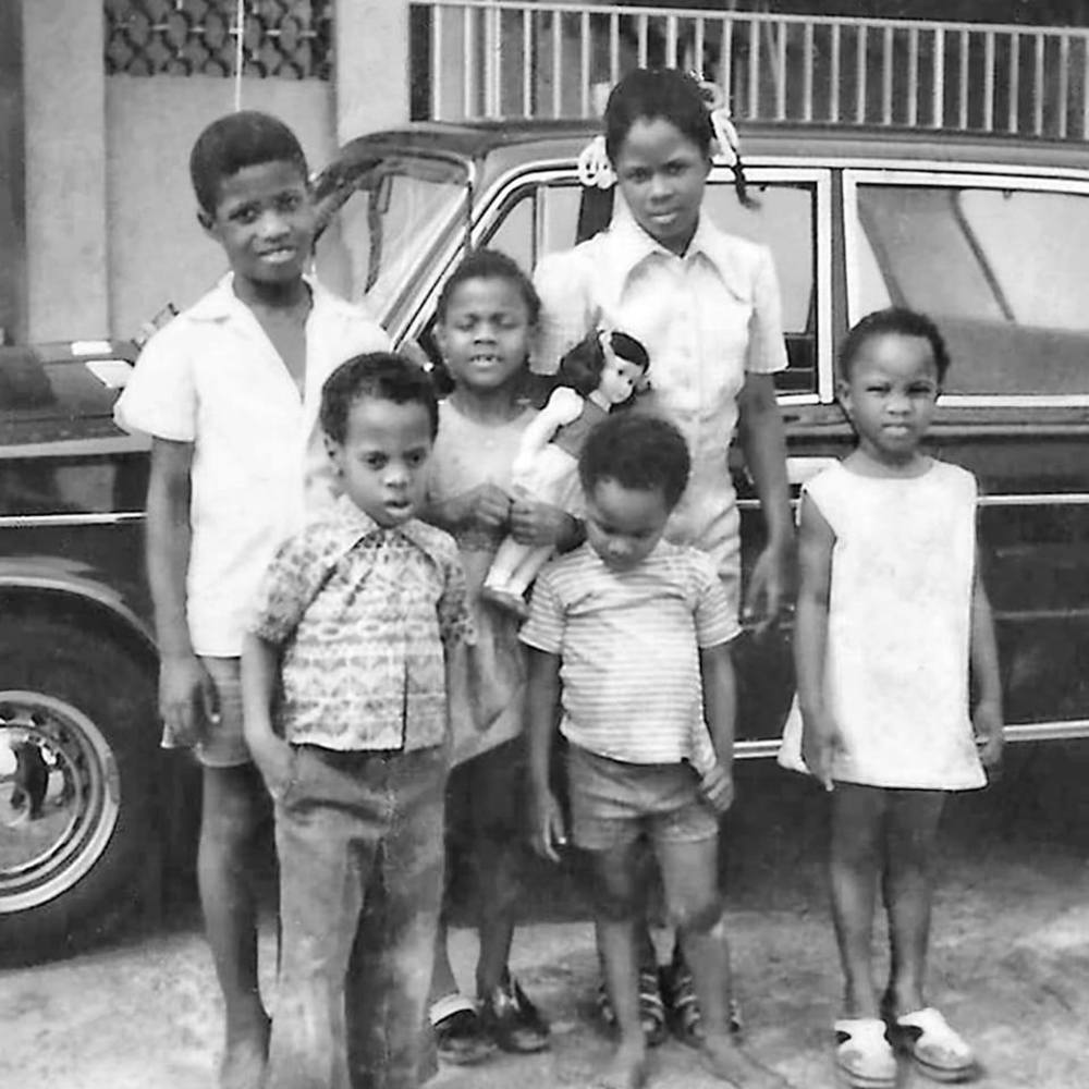 Meet your Posher, Tane